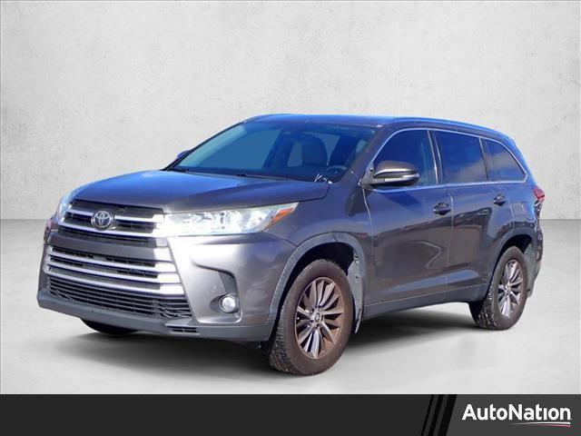 used 2019 Toyota Highlander car, priced at $25,499