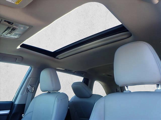 used 2019 Toyota Highlander car, priced at $25,499