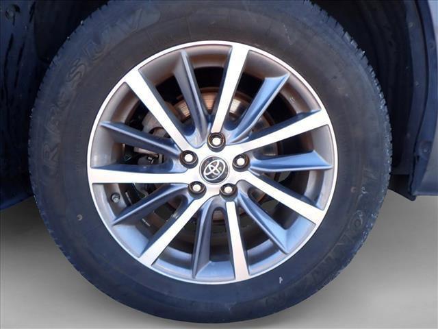 used 2019 Toyota Highlander car, priced at $25,499