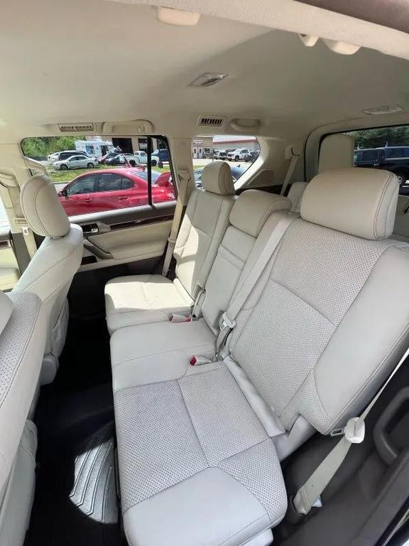 used 2011 Lexus GX 460 car, priced at $16,995