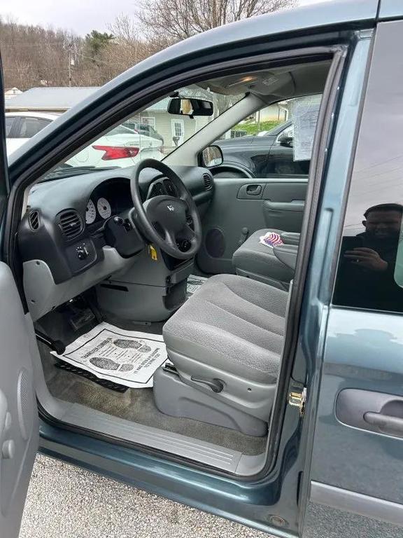 used 2006 Dodge Caravan car, priced at $6,995