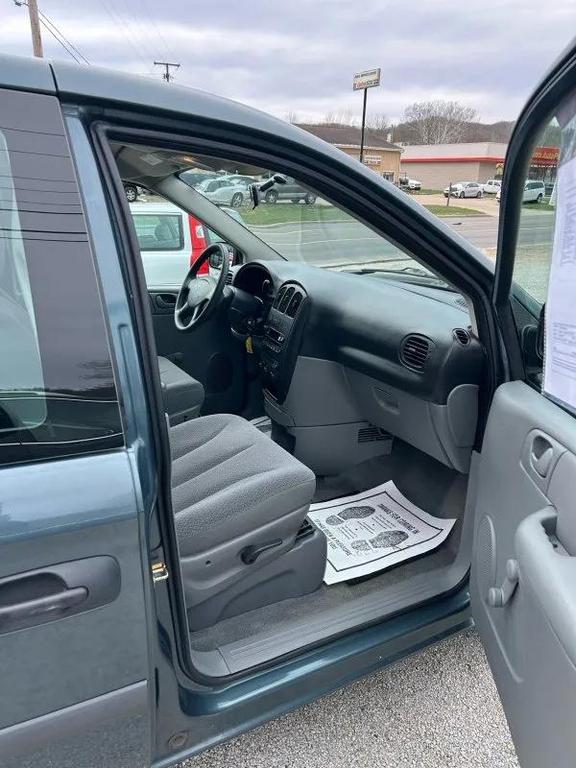 used 2006 Dodge Caravan car, priced at $6,995