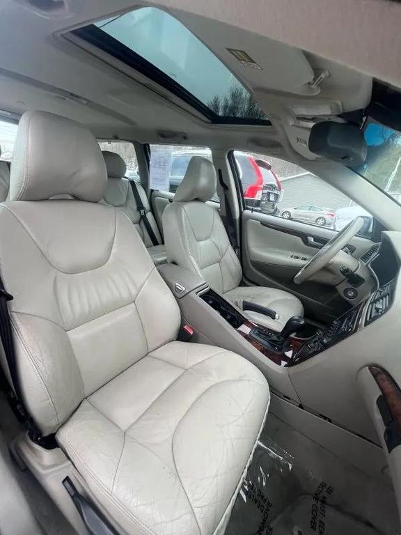 used 2005 Volvo V70 car, priced at $4,995