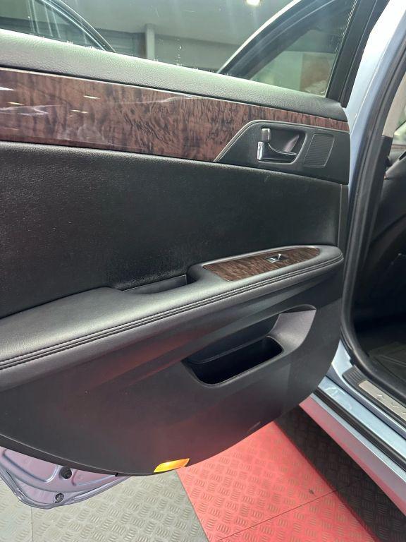 used 2012 Toyota Avalon car, priced at $11,499