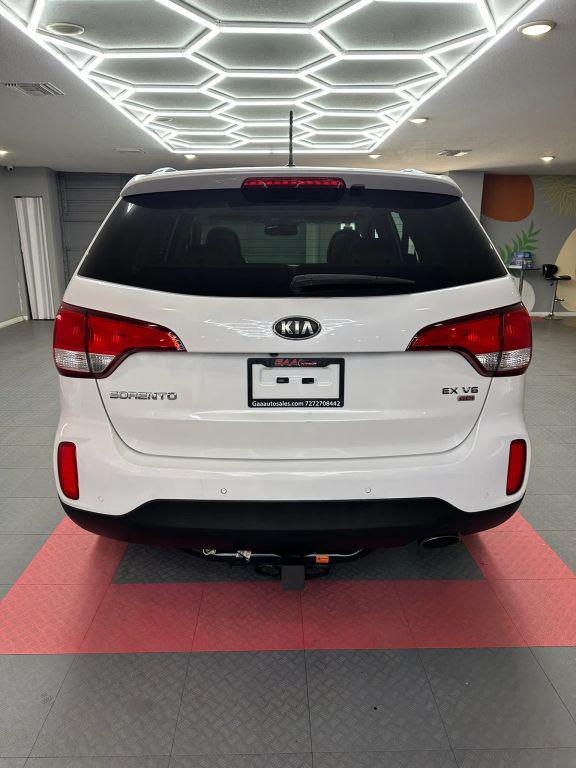 used 2014 Kia Sorento car, priced at $10,498