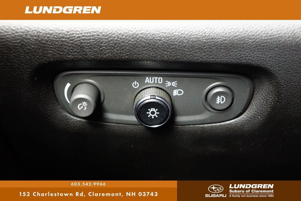 used 2018 Chevrolet Traverse car, priced at $16,621