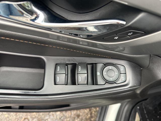 used 2020 Chevrolet Traverse car, priced at $10,999