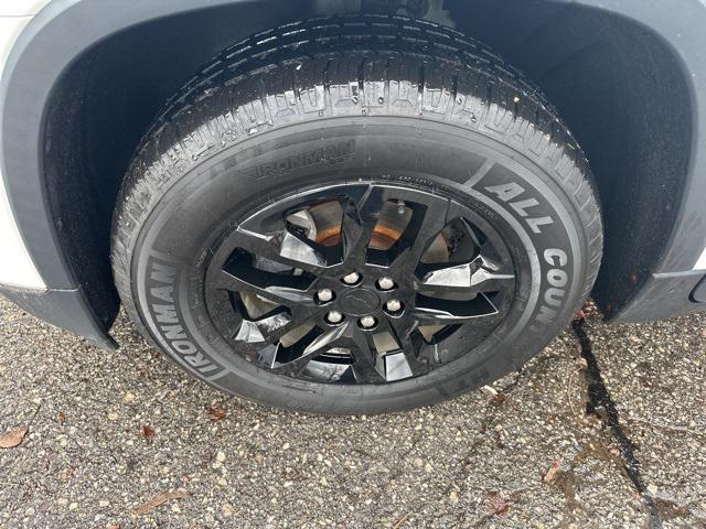 used 2020 Chevrolet Traverse car, priced at $10,999