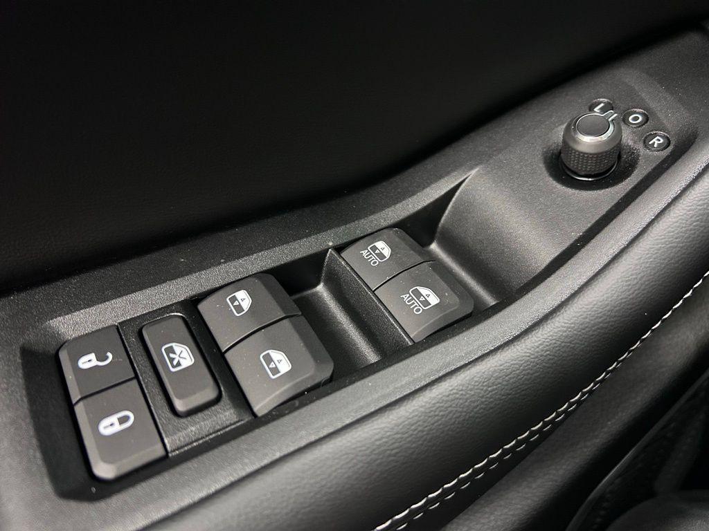 new 2026 Jeep Grand Cherokee L car, priced at $52,500