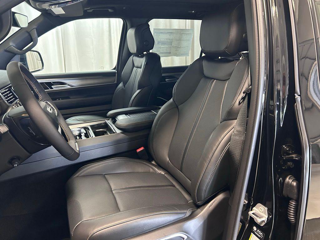 new 2026 Jeep Grand Wagoneer car, priced at $74,244