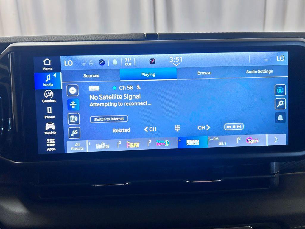 new 2026 Jeep Gladiator car, priced at $53,744
