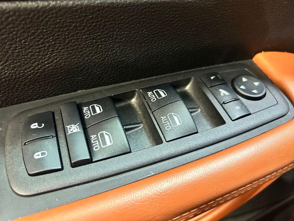 used 2024 Chrysler Pacifica car, priced at $37,910