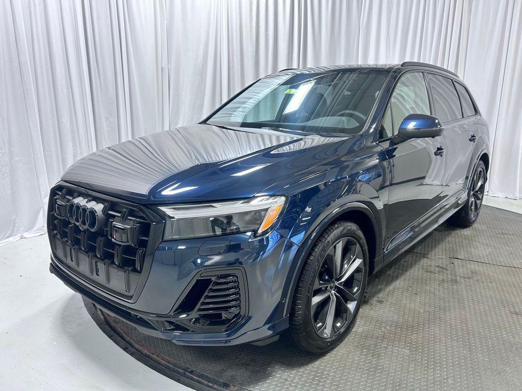 new 2026 Audi Q7 car, priced at $70,410