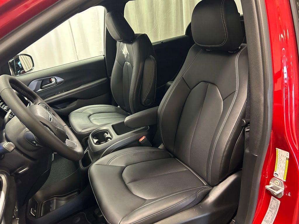 new 2026 Chrysler Pacifica car, priced at $40,499