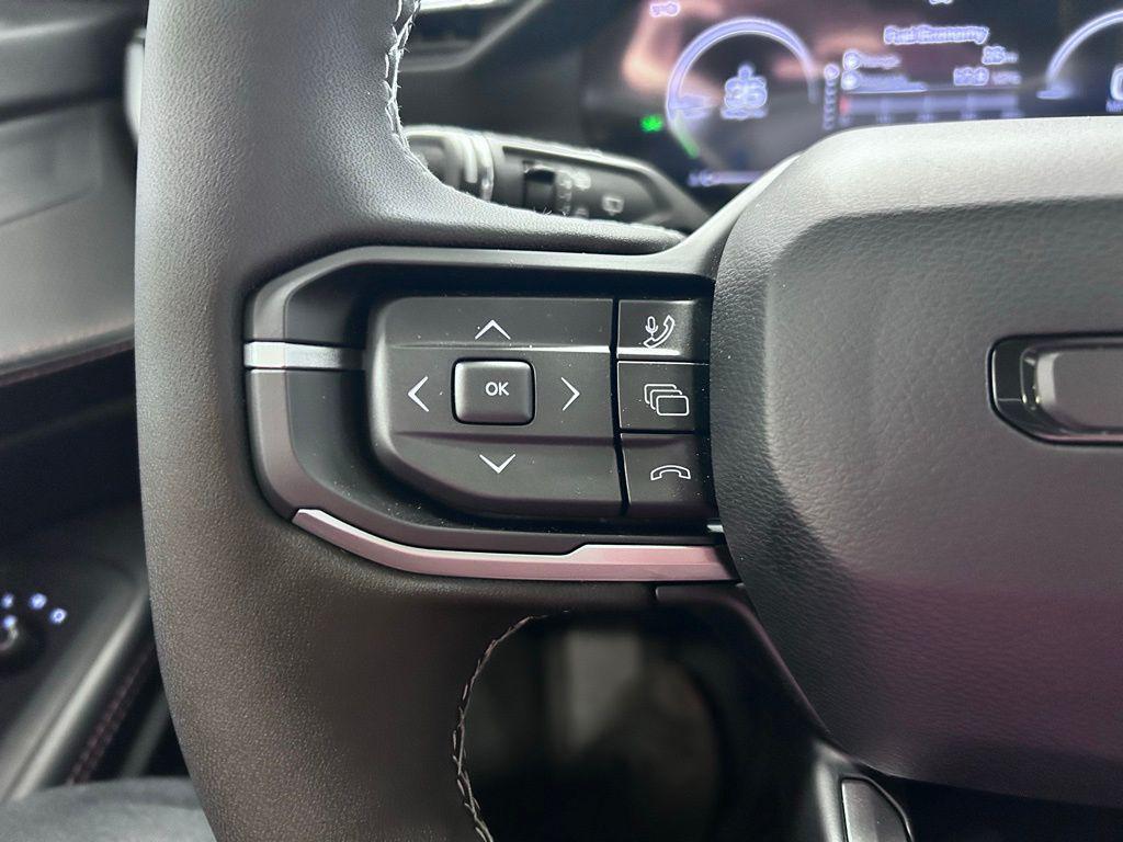 new 2026 Jeep Cherokee car, priced at $42,590