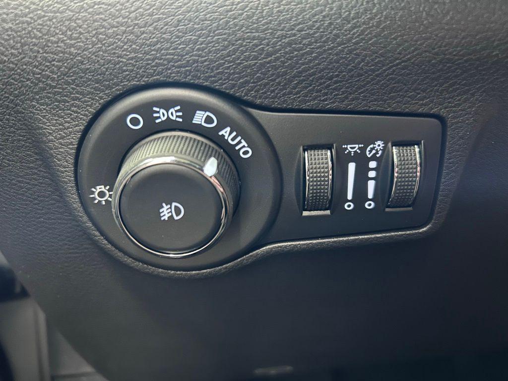 new 2026 Jeep Compass car, priced at $33,244