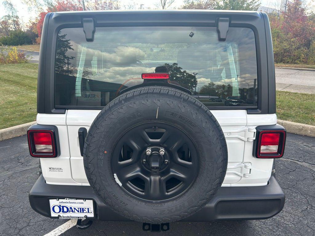 new 2026 Jeep Wrangler car, priced at $42,499