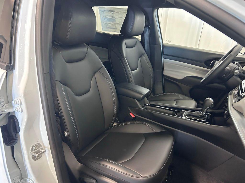 new 2026 Jeep Compass car, priced at $34,030