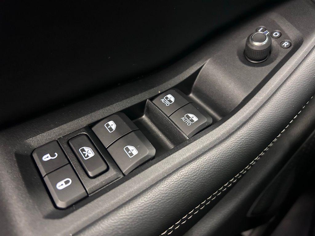used 2023 Jeep Grand Cherokee L car, priced at $31,712