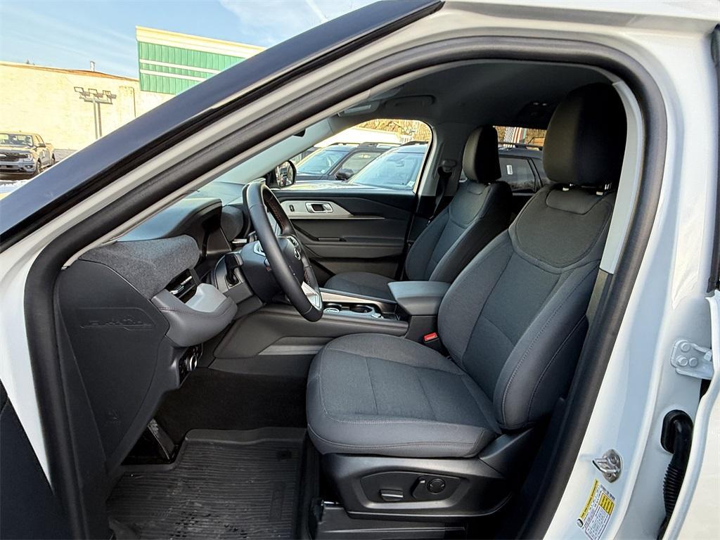 used 2025 Ford Explorer car, priced at $43,669