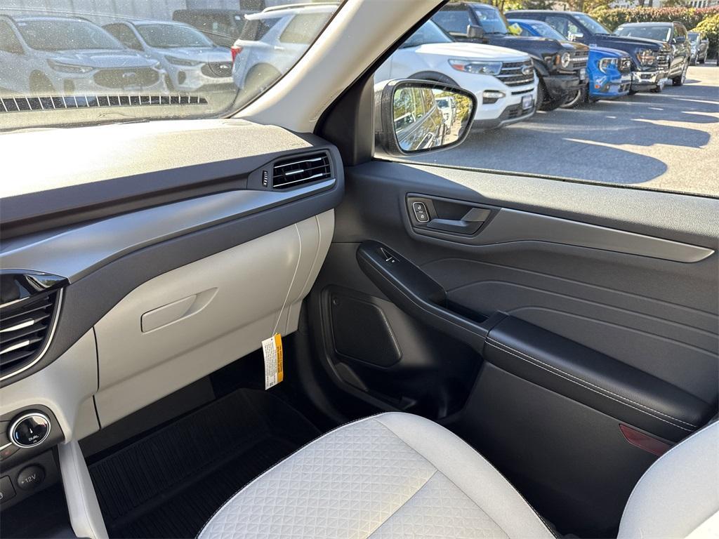 used 2025 Ford Escape car, priced at $26,990