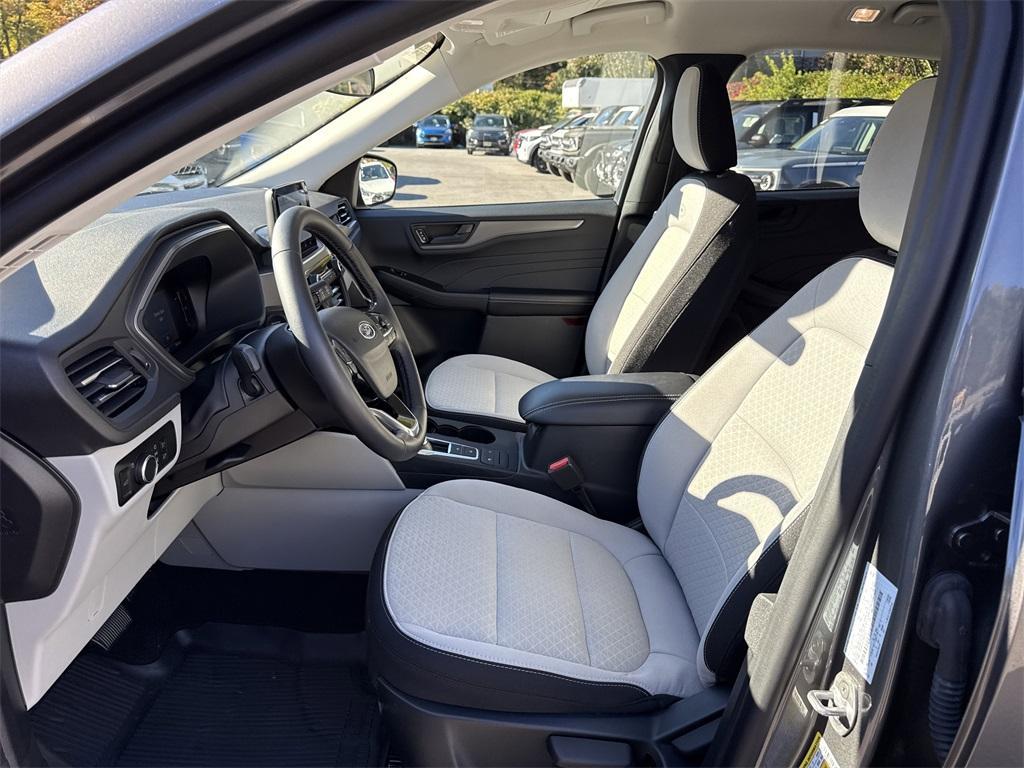 used 2025 Ford Escape car, priced at $26,990