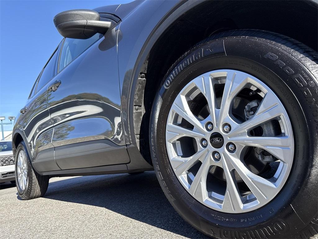 used 2025 Ford Escape car, priced at $26,990