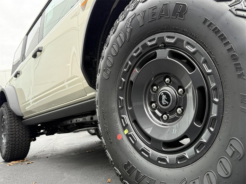 new 2025 Ford Bronco car, priced at $59,445