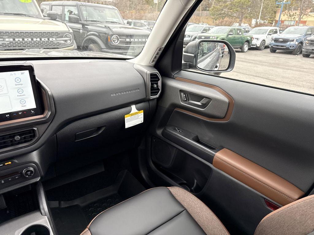 new 2025 Ford Bronco Sport car, priced at $39,670