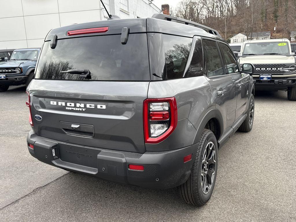 new 2025 Ford Bronco Sport car, priced at $39,670