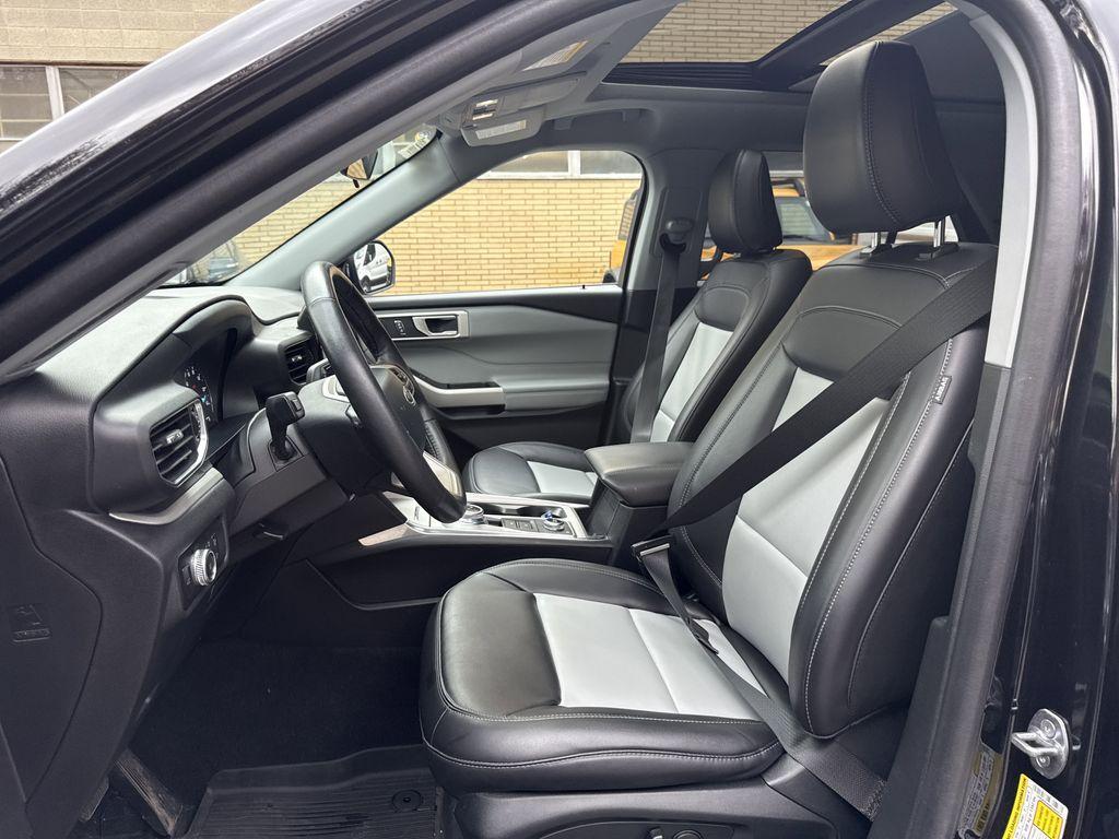 used 2023 Ford Explorer car, priced at $32,400