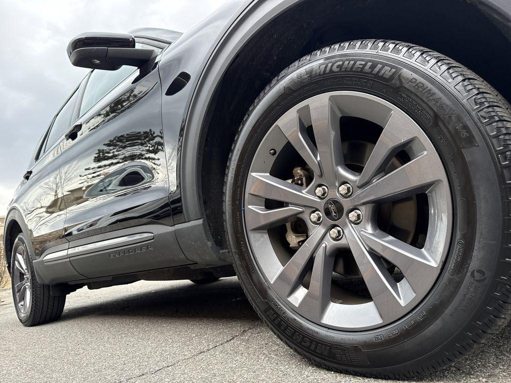 used 2023 Ford Explorer car, priced at $32,400