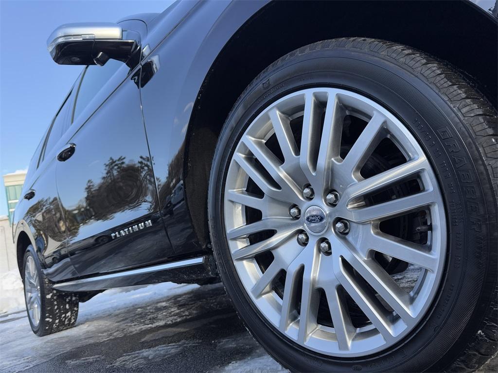 used 2024 Ford Expedition car, priced at $65,995