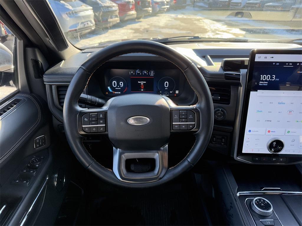 used 2024 Ford Expedition car, priced at $65,995