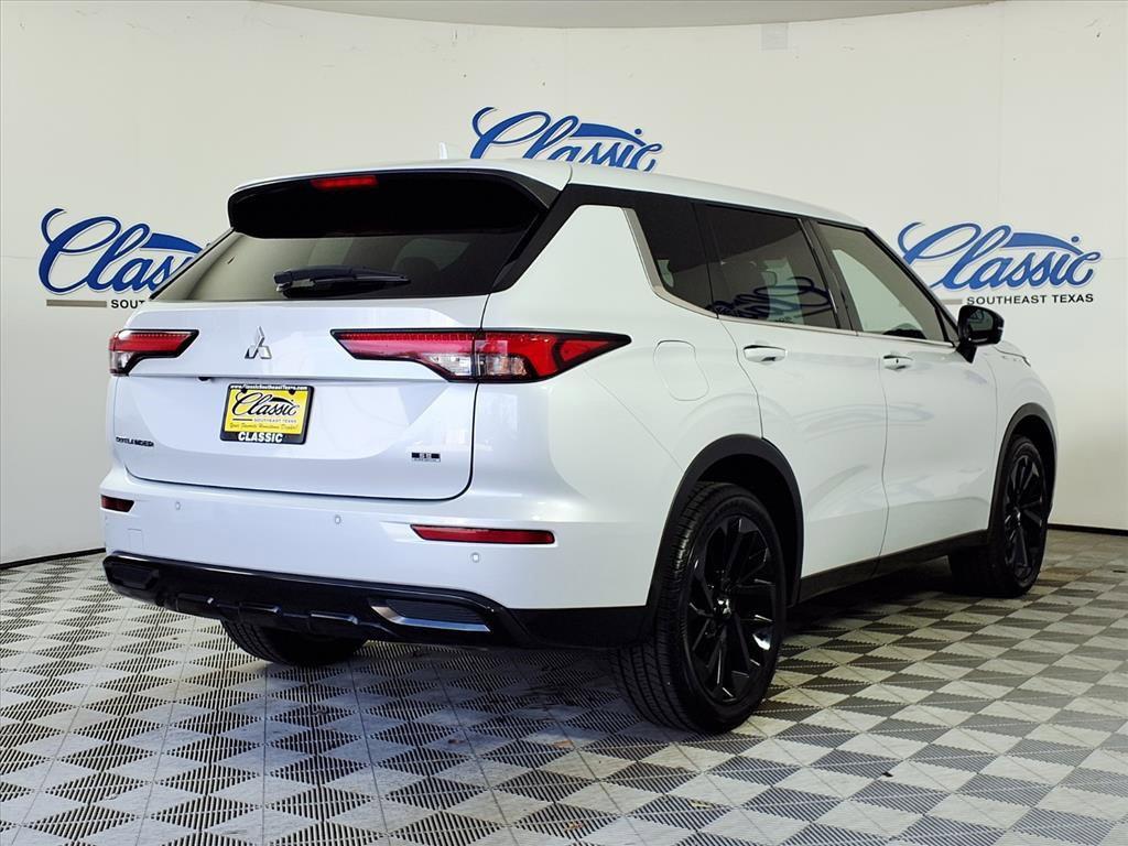 used 2023 Mitsubishi Outlander car, priced at $22,744