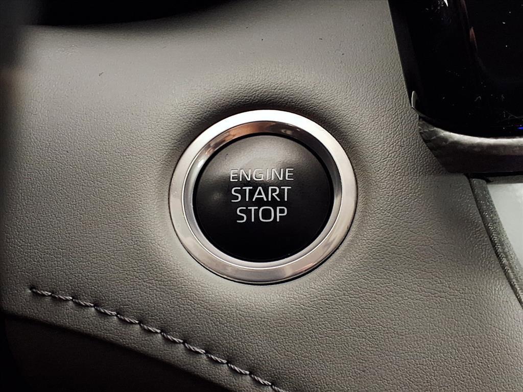 used 2024 Toyota Highlander car, priced at $45,290