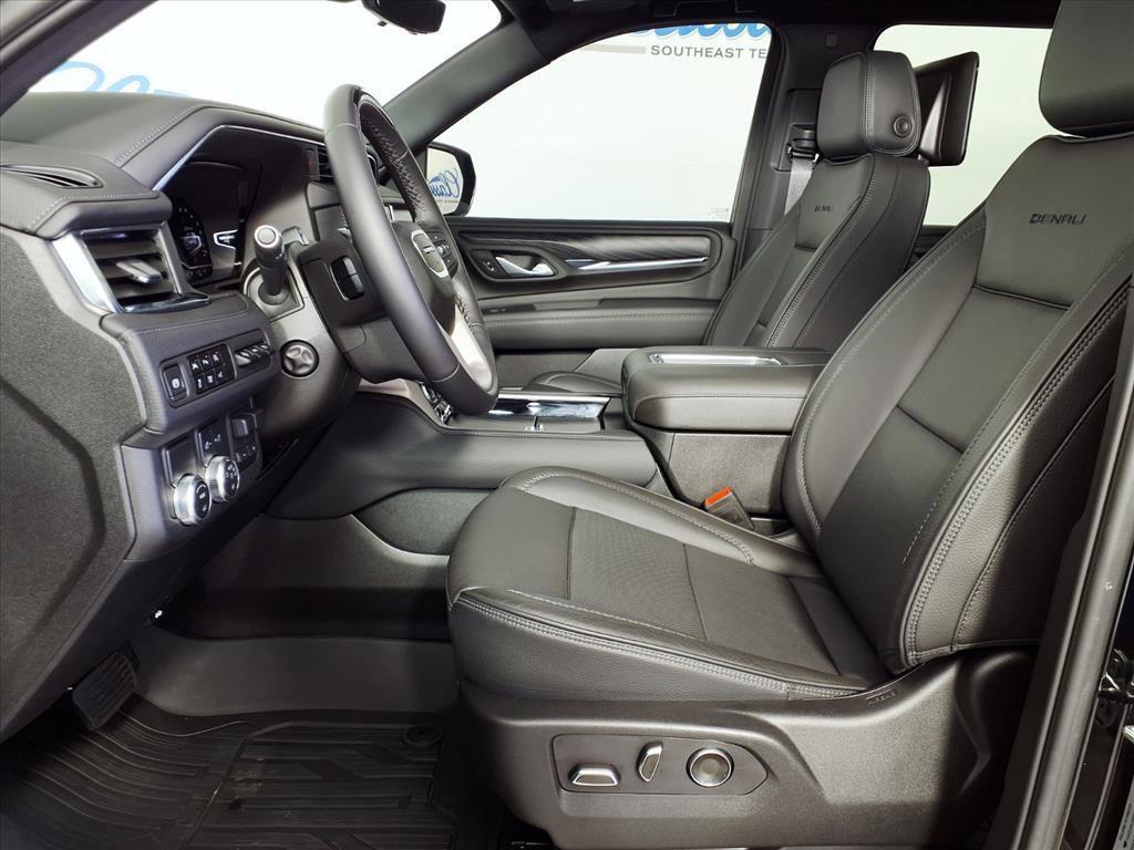 used 2024 GMC Yukon XL car, priced at $74,916