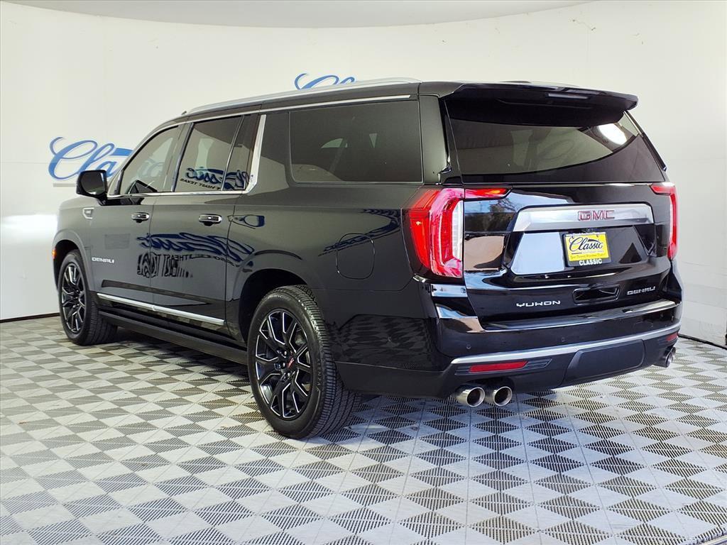 used 2024 GMC Yukon XL car, priced at $74,916