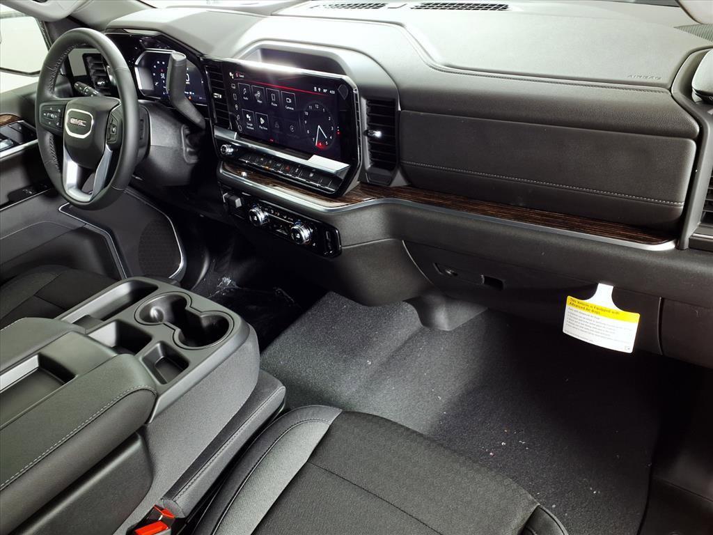 new 2026 GMC Sierra 1500 car, priced at $52,138