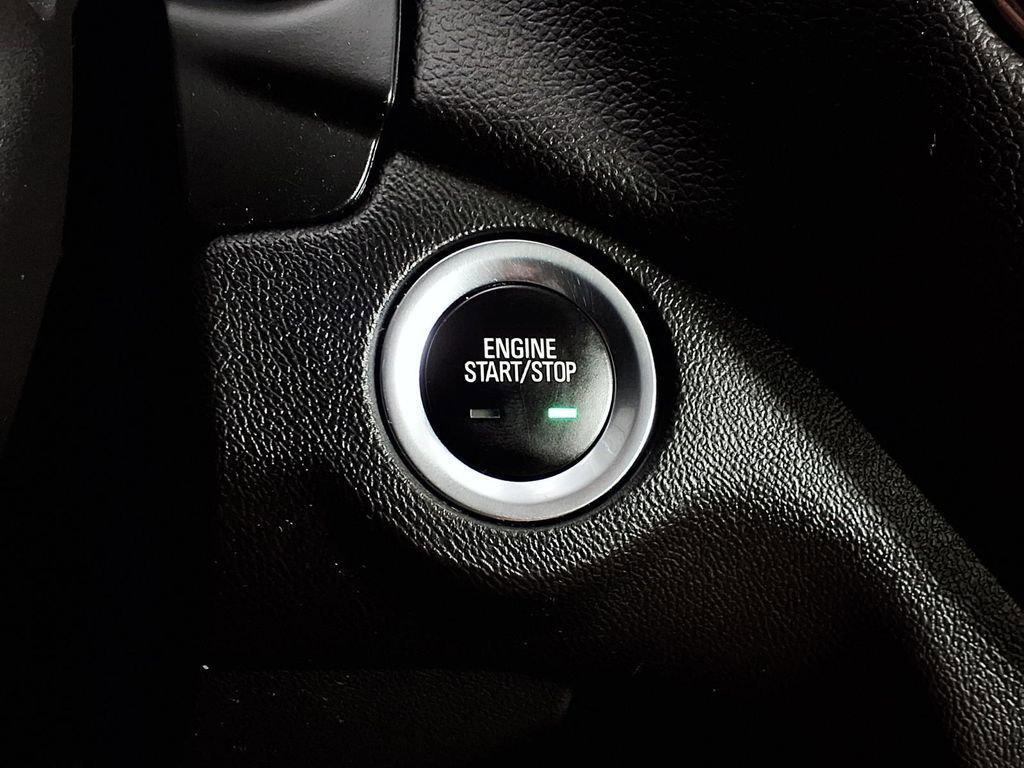 used 2022 Chevrolet Equinox car, priced at $20,490