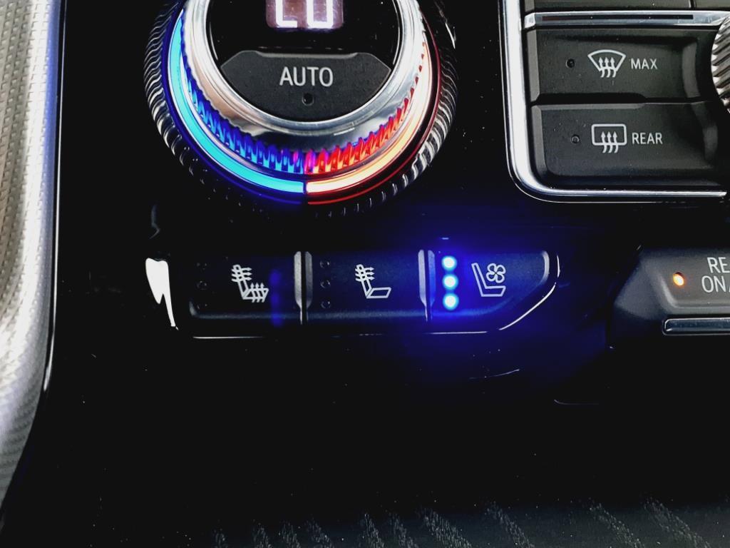 2022 Gray GMC Yukon XL