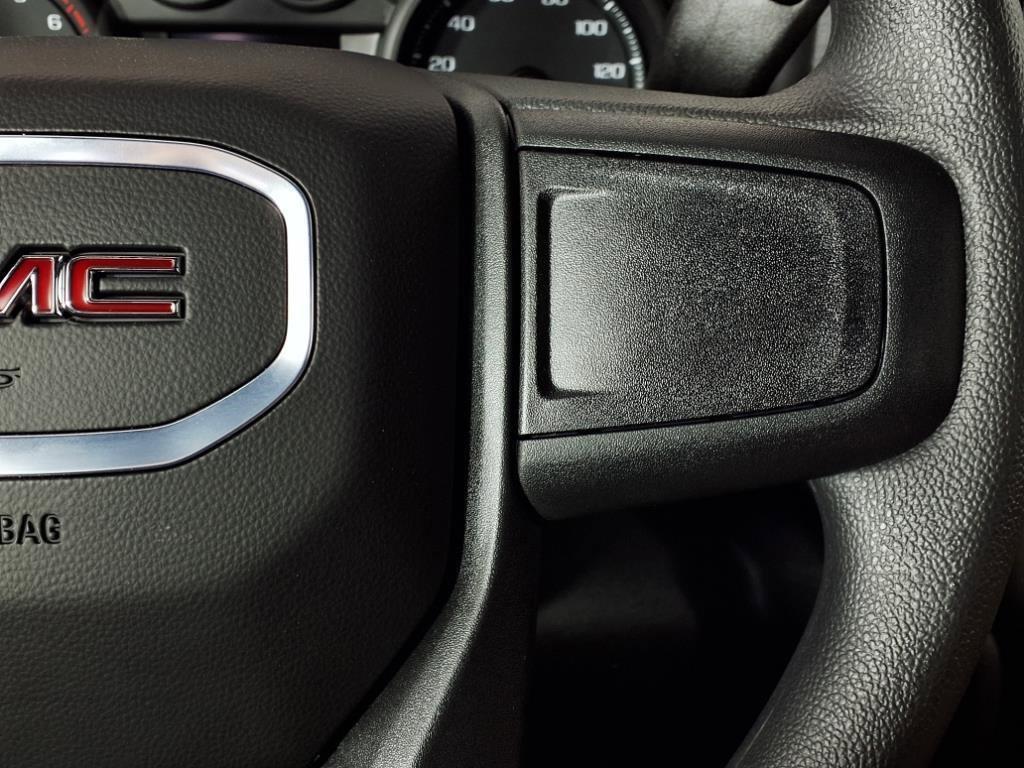 new 2026 GMC Sierra 1500 car, priced at $43,069