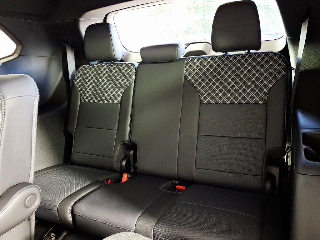 used 2024 GMC Acadia car, priced at $47,852