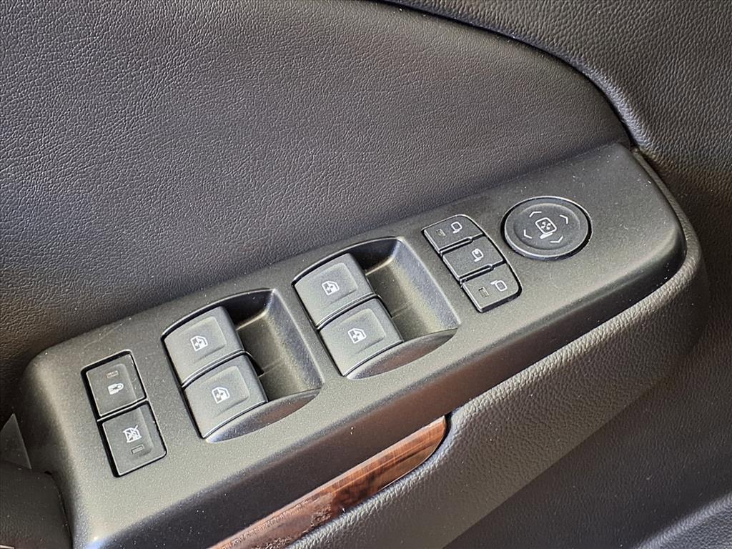 used 2018 GMC Yukon XL car, priced at $16,998