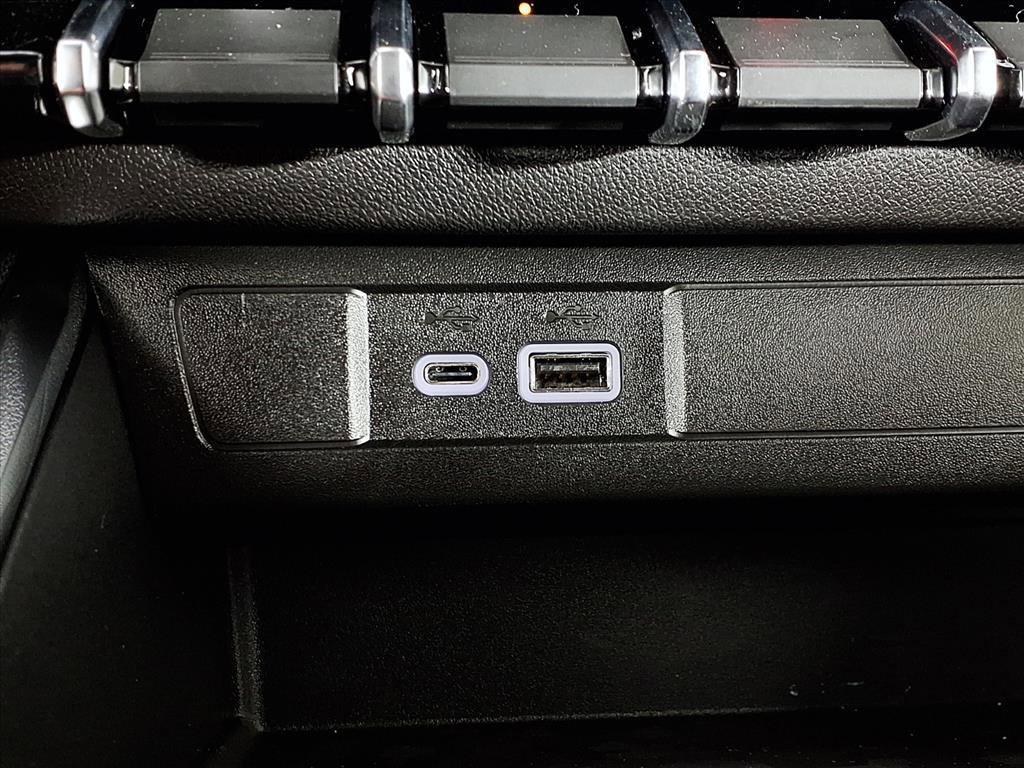 new 2026 GMC Canyon car, priced at $42,072