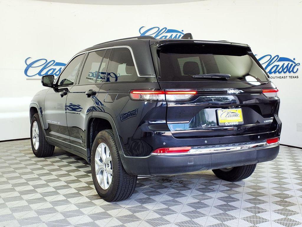 used 2024 Jeep Grand Cherokee car, priced at $28,833