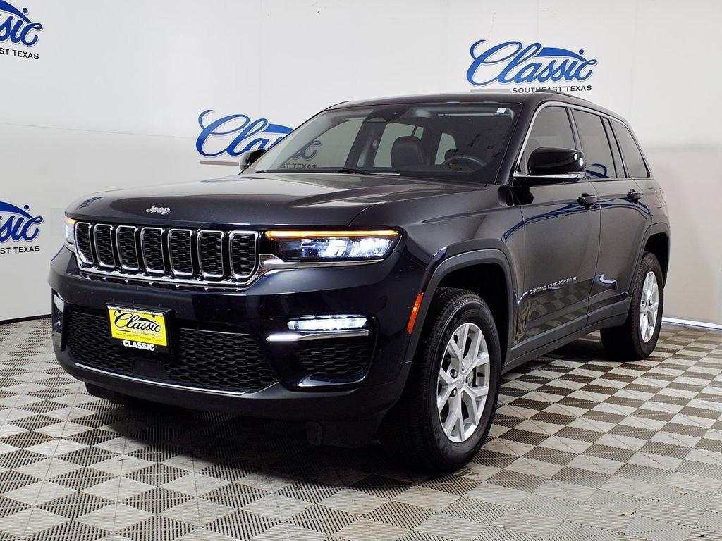 used 2024 Jeep Grand Cherokee car, priced at $28,833