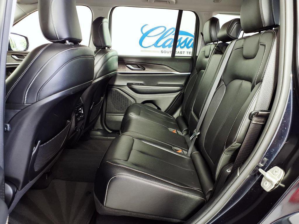 used 2024 Jeep Grand Cherokee car, priced at $28,833