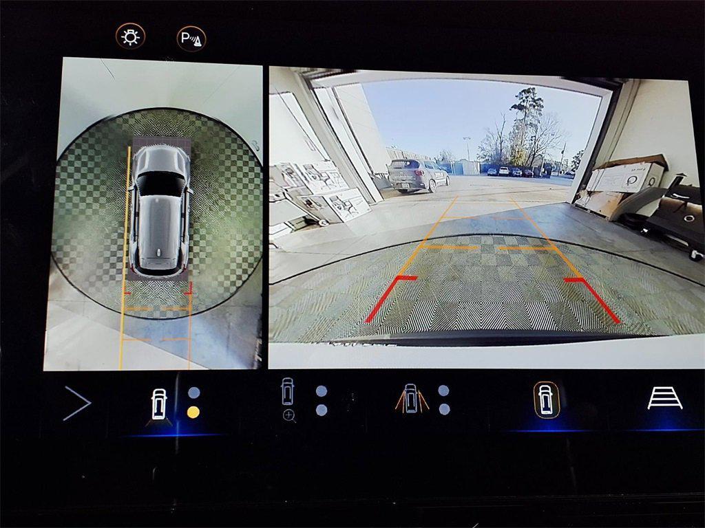 used 2025 Chevrolet Equinox car, priced at $26,791