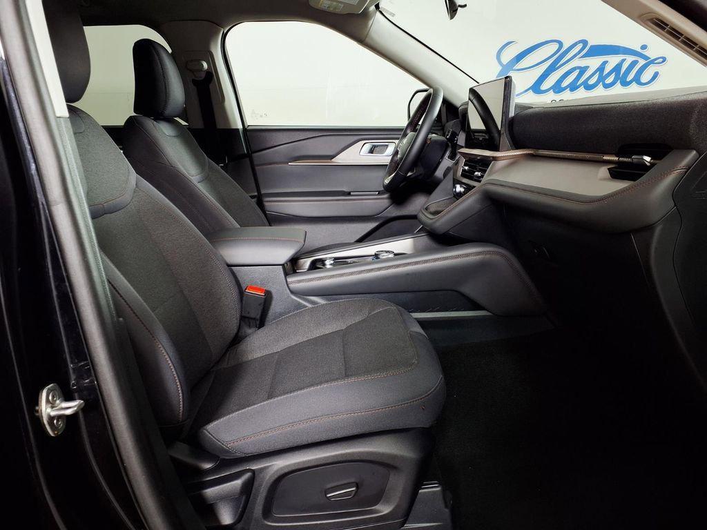 used 2025 Ford Explorer car, priced at $38,650